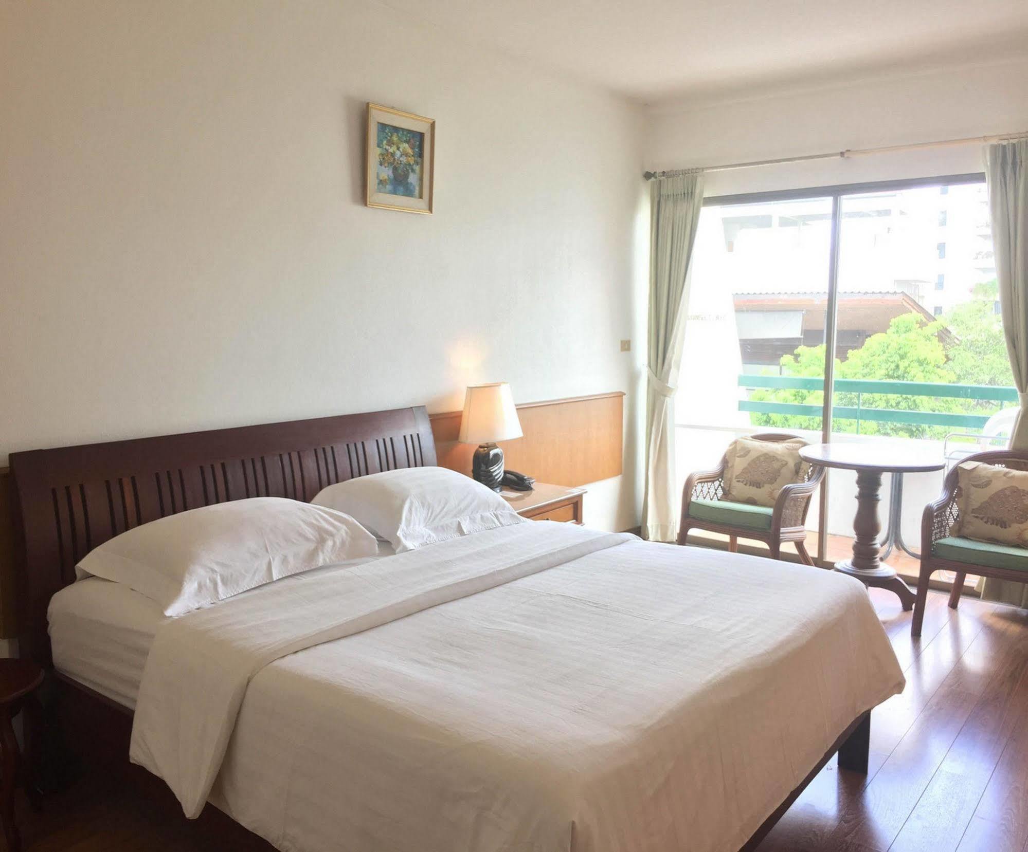 Sirin Hotel Hua Hin Exterior foto