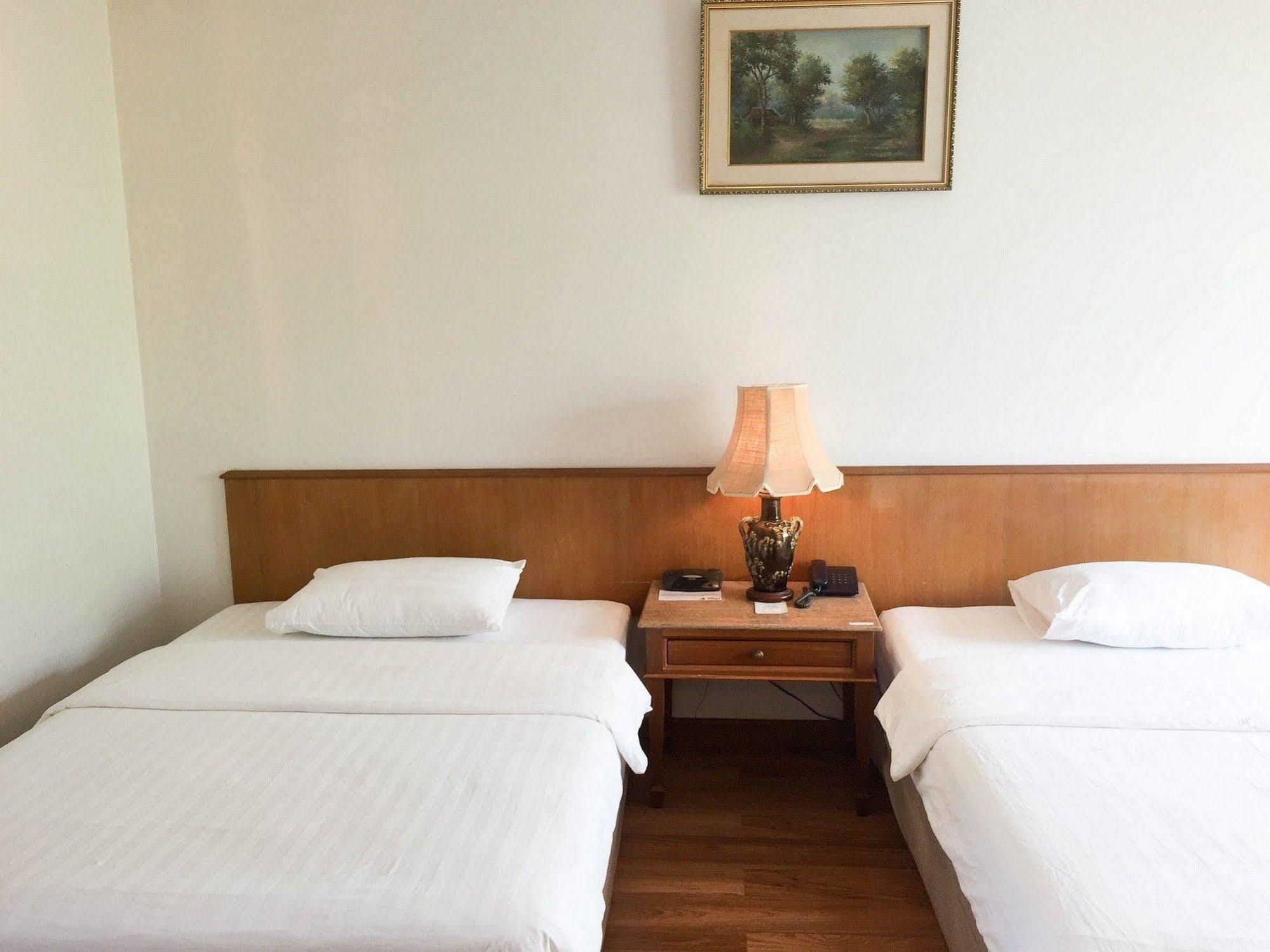 Sirin Hotel Hua Hin Exterior foto